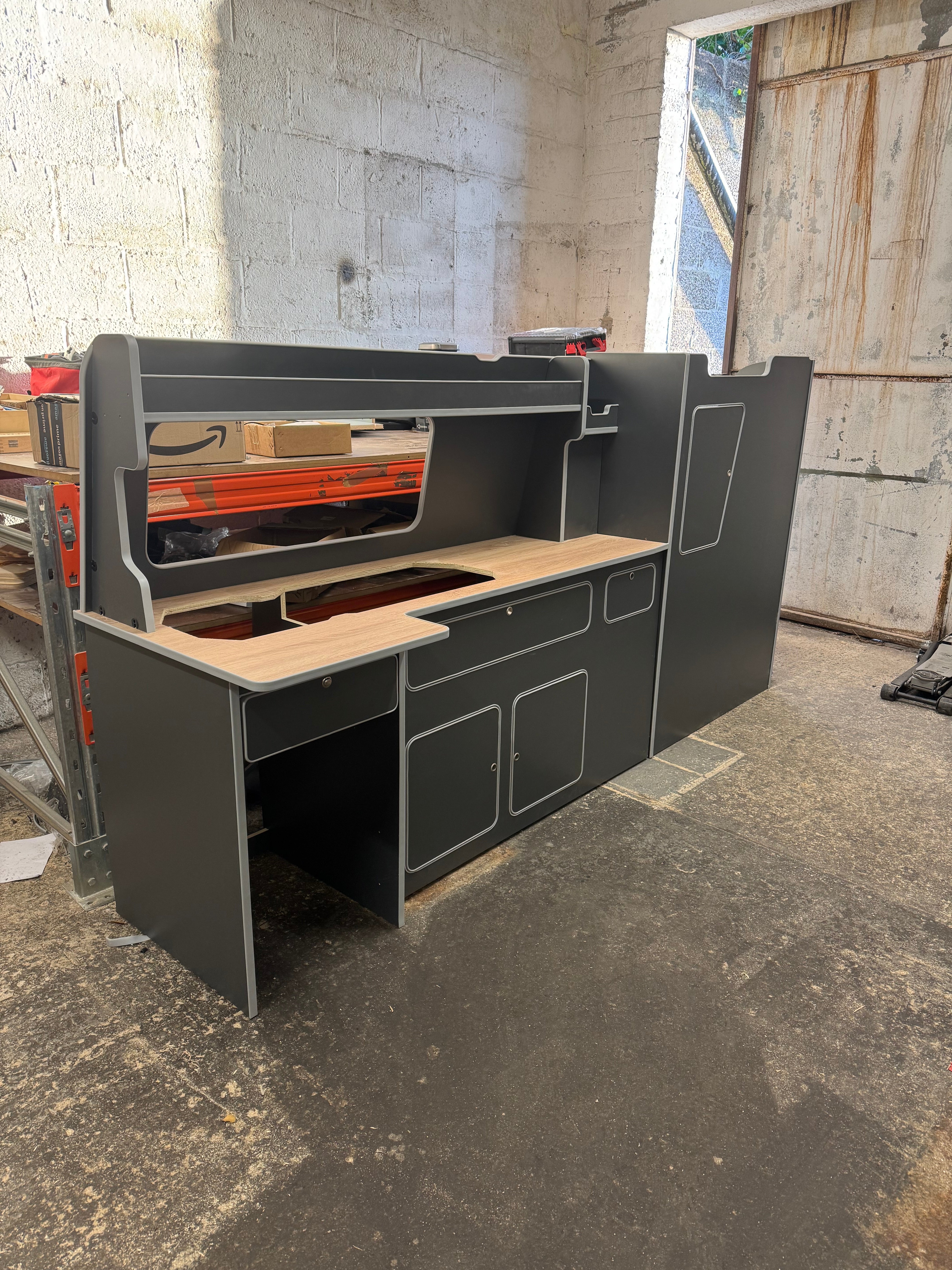 1:0 side kitchen SWB